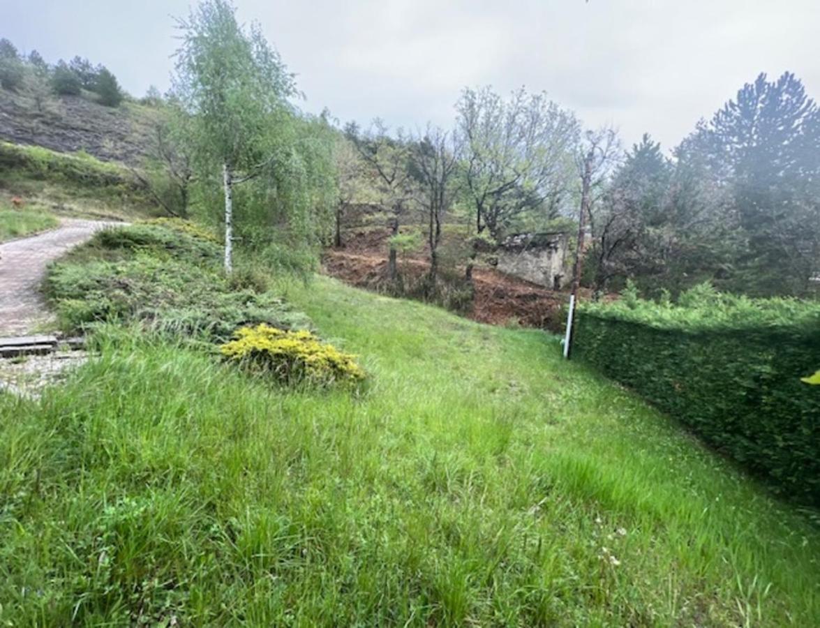 Bas De Villa En Face Du Lac De Savines Eksteriør bilde